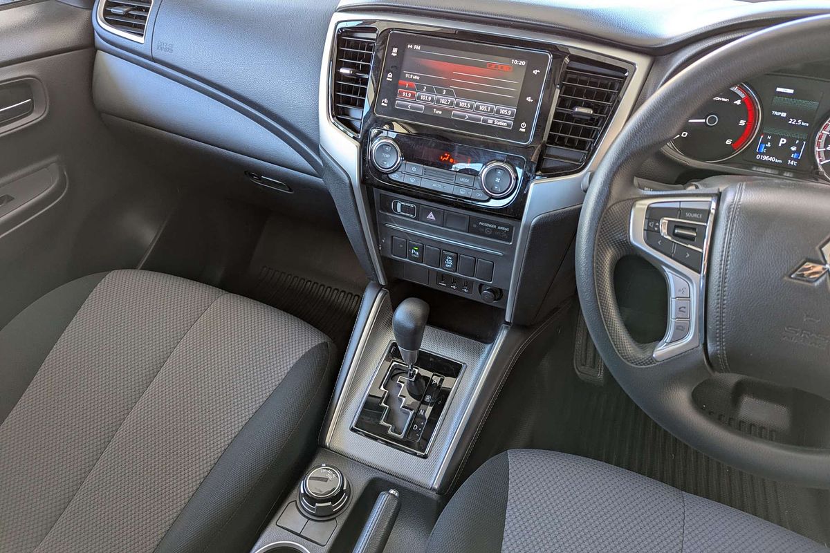 2021 Mitsubishi Triton GLX+ MR 4X4