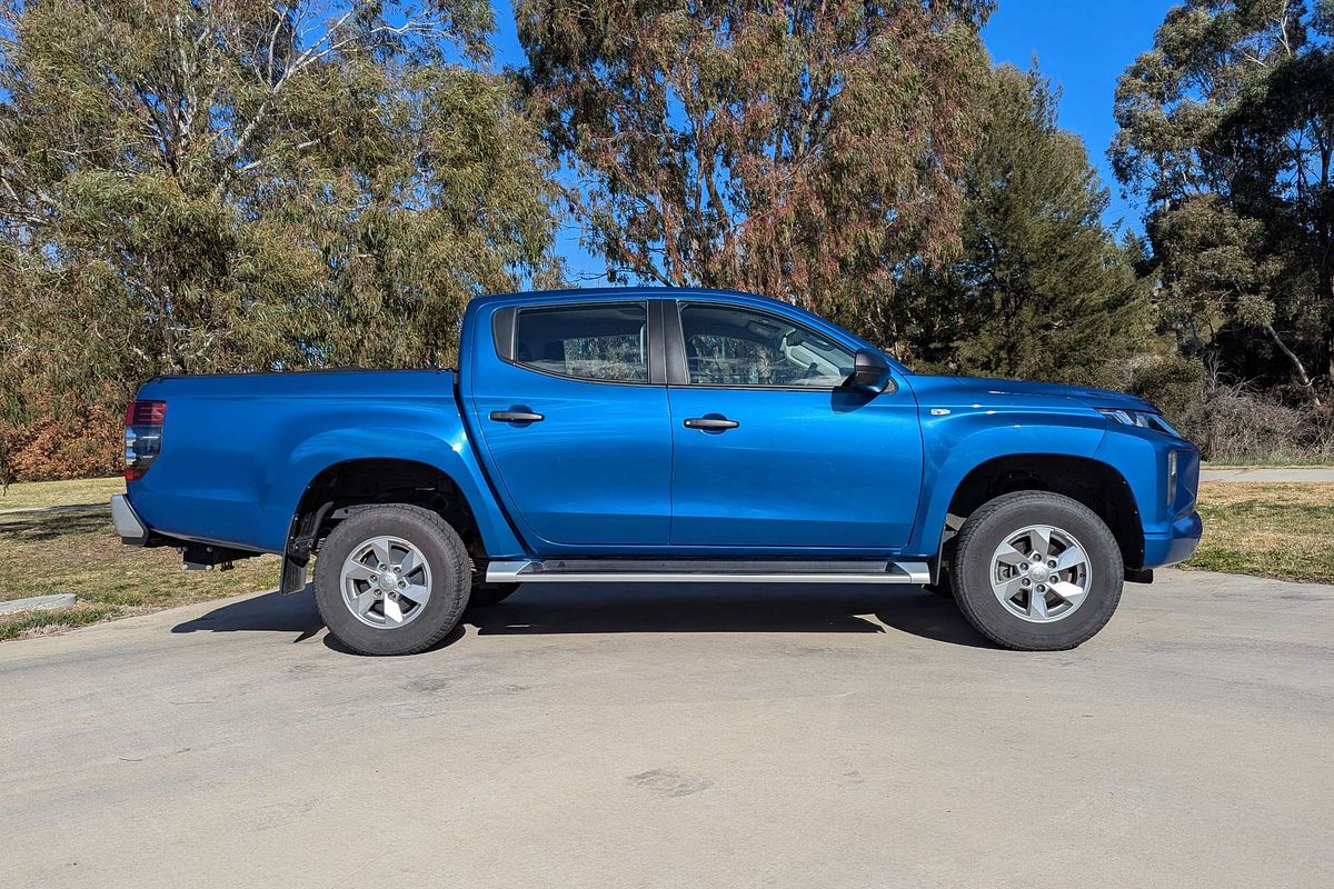 2021 Mitsubishi Triton GLX+ MR 4X4