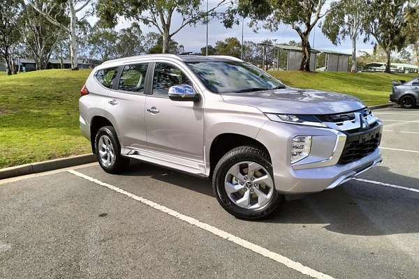 2024 Mitsubishi Pajero Sport GLX QG