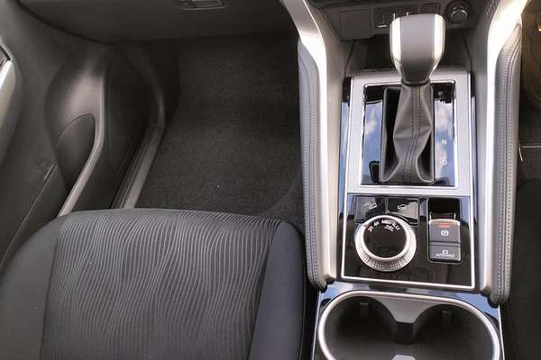 2024 Mitsubishi Pajero Sport GLX QG