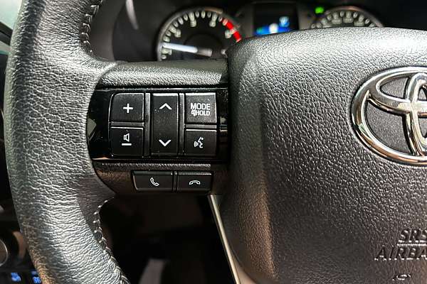 2022 Toyota Hilux SR5 GUN126R 4X4