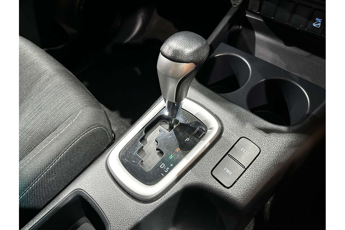 2022 Toyota Hilux SR5 GUN126R 4X4