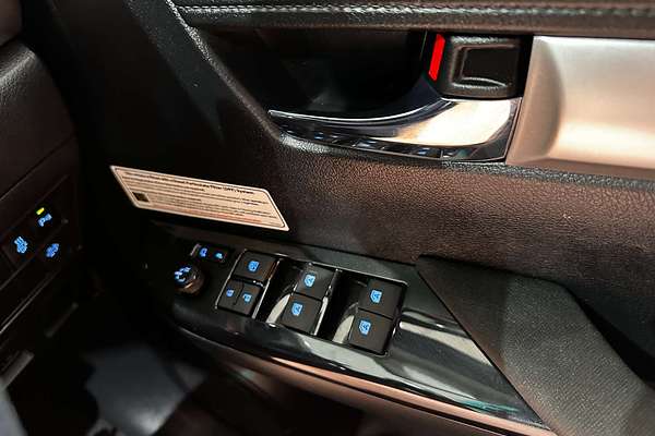2022 Toyota Hilux SR5 GUN126R 4X4