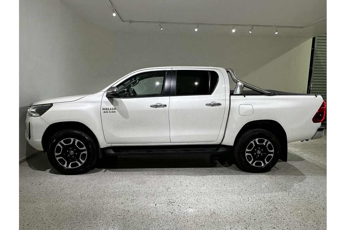 2022 Toyota Hilux SR5 GUN126R 4X4