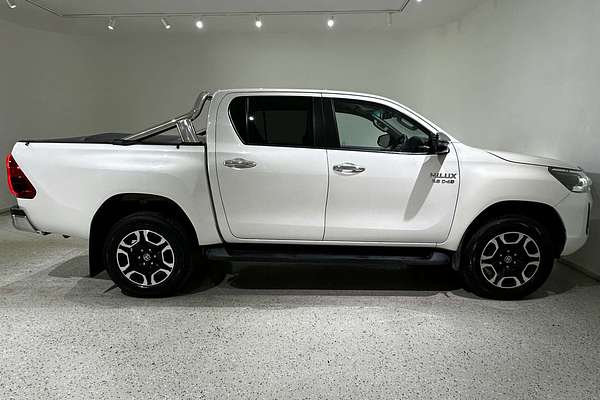 2022 Toyota Hilux SR5 GUN126R 4X4