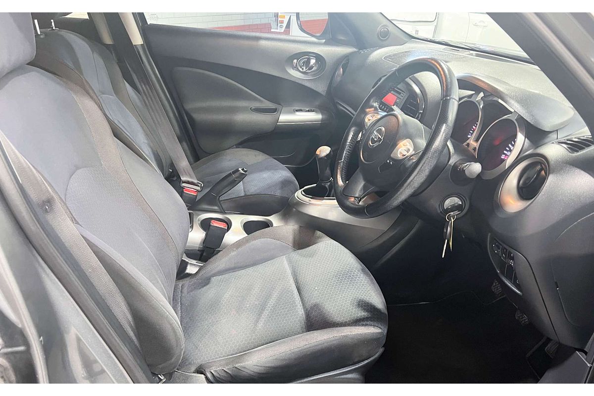 2014 Nissan JUKE ST F15