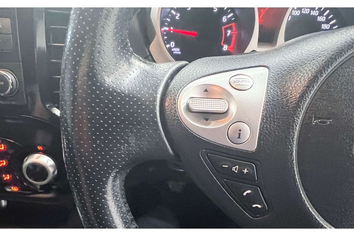 2014 Nissan JUKE ST F15