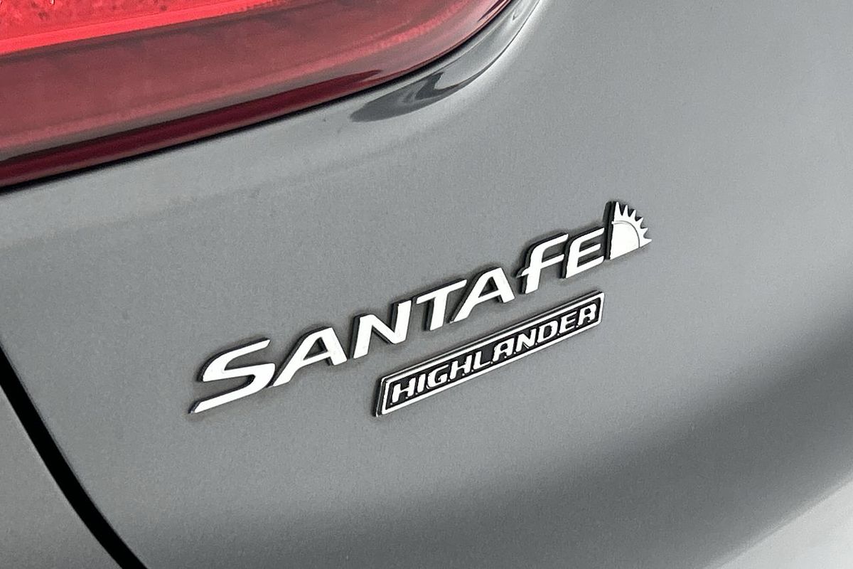 2020 Hyundai Santa Fe Highlander TM.2