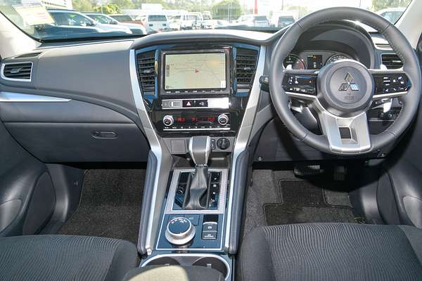 2024 Mitsubishi Pajero Sport GLS QG