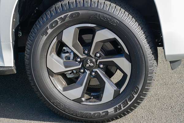 2024 Mitsubishi Pajero Sport GLS QG