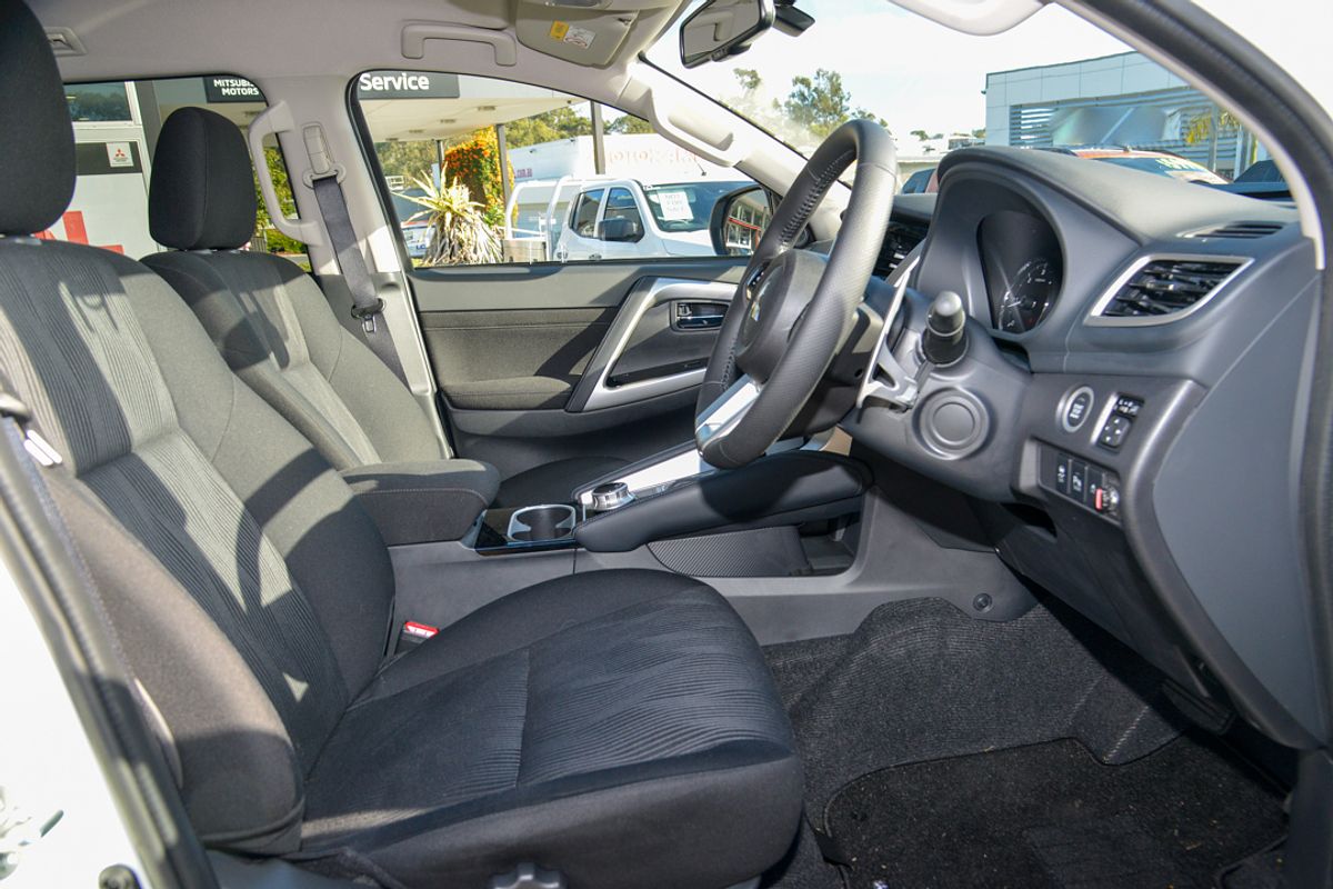 2024 Mitsubishi Pajero Sport GLS QG