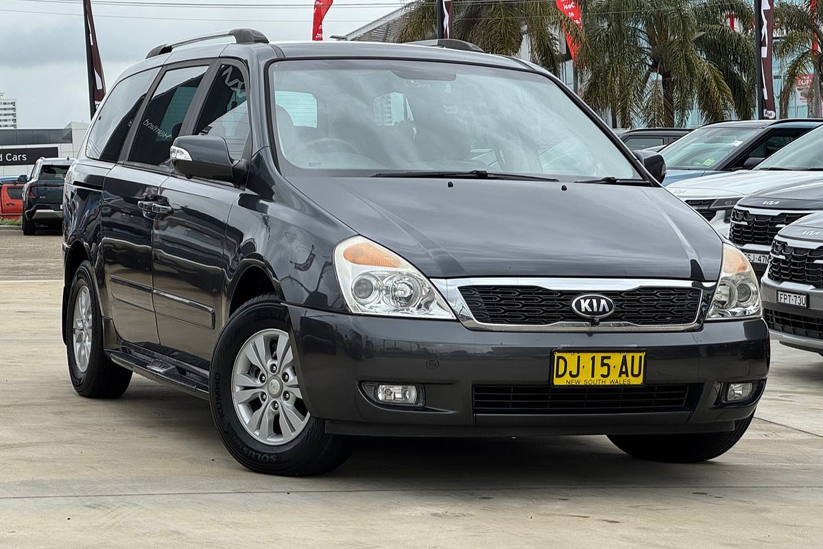 2013 Kia Grand Carnival Si VQ