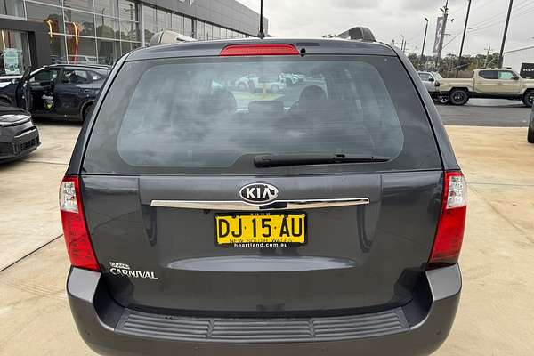 2013 Kia Grand Carnival Si VQ