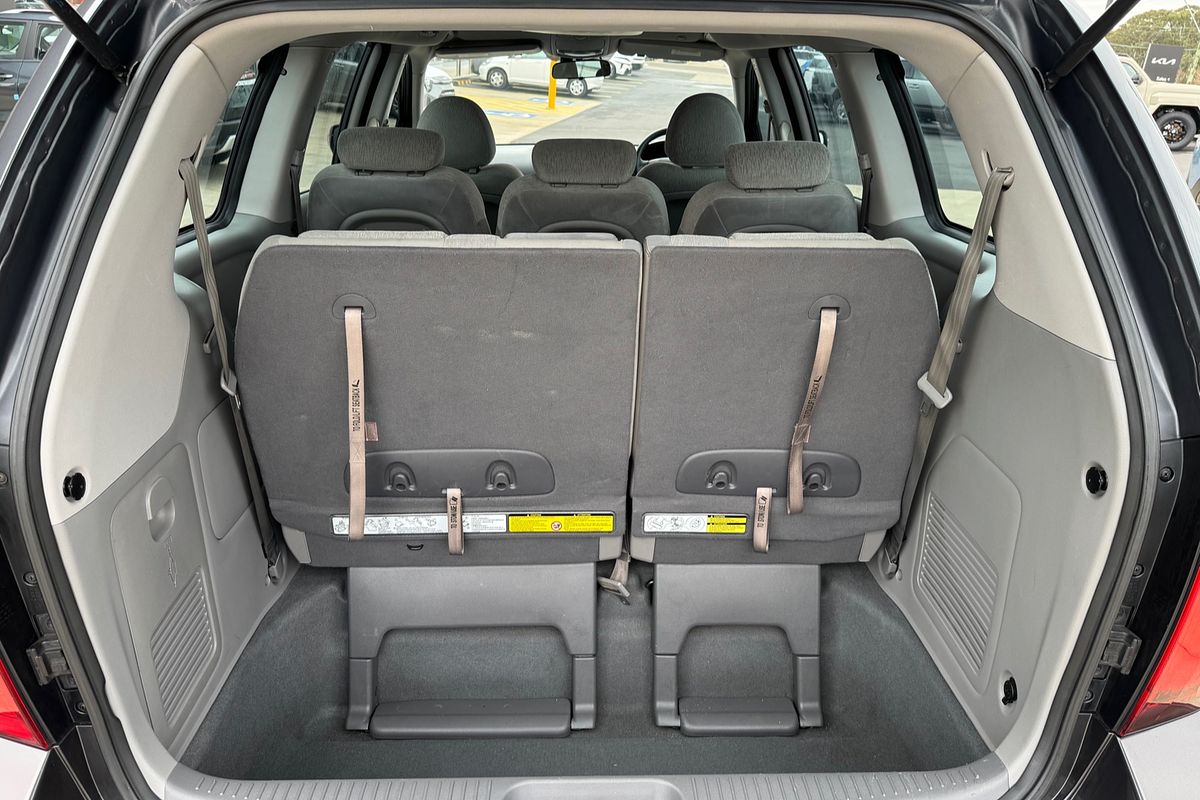 2013 Kia Grand Carnival Si VQ