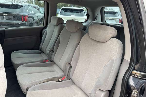 2013 Kia Grand Carnival Si VQ