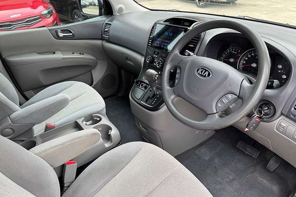2013 Kia Grand Carnival Si VQ