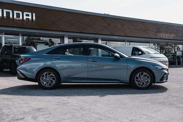 2025 Hyundai i30 Elite Hybrid CN7.V2