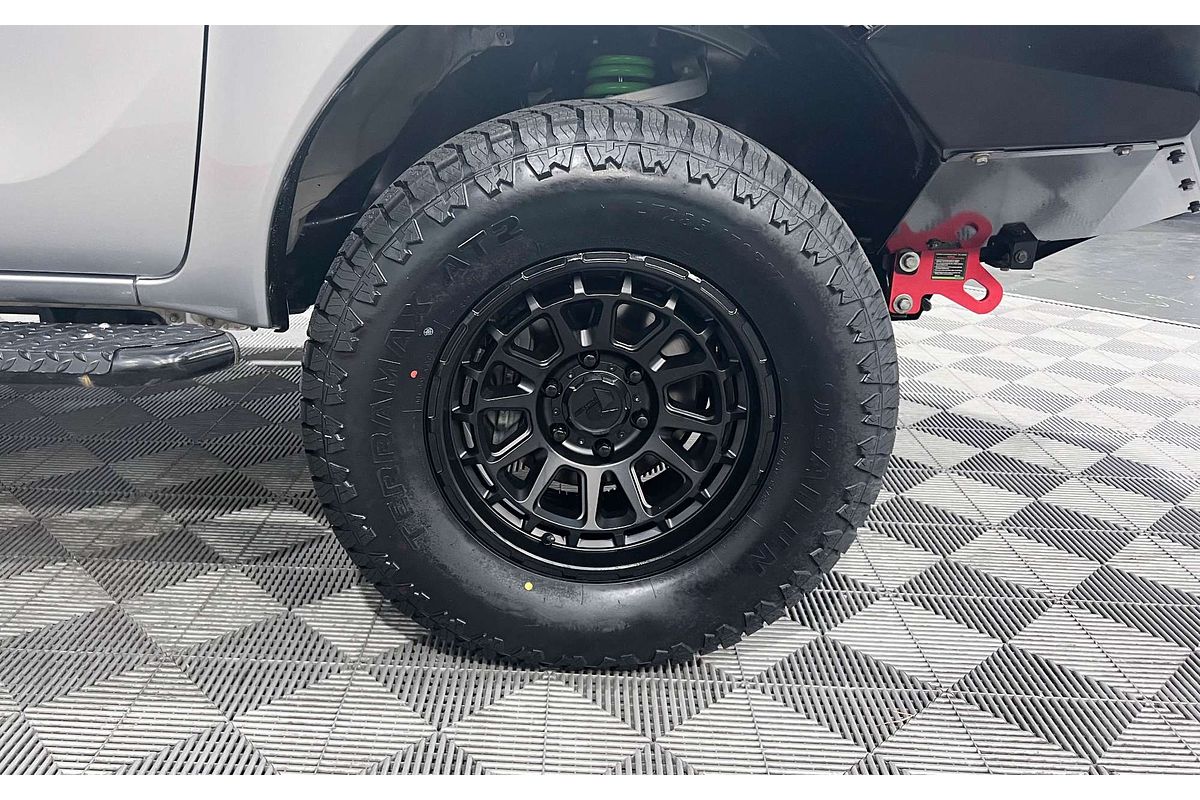2020 Toyota Hilux SR5 GUN126R 4X4