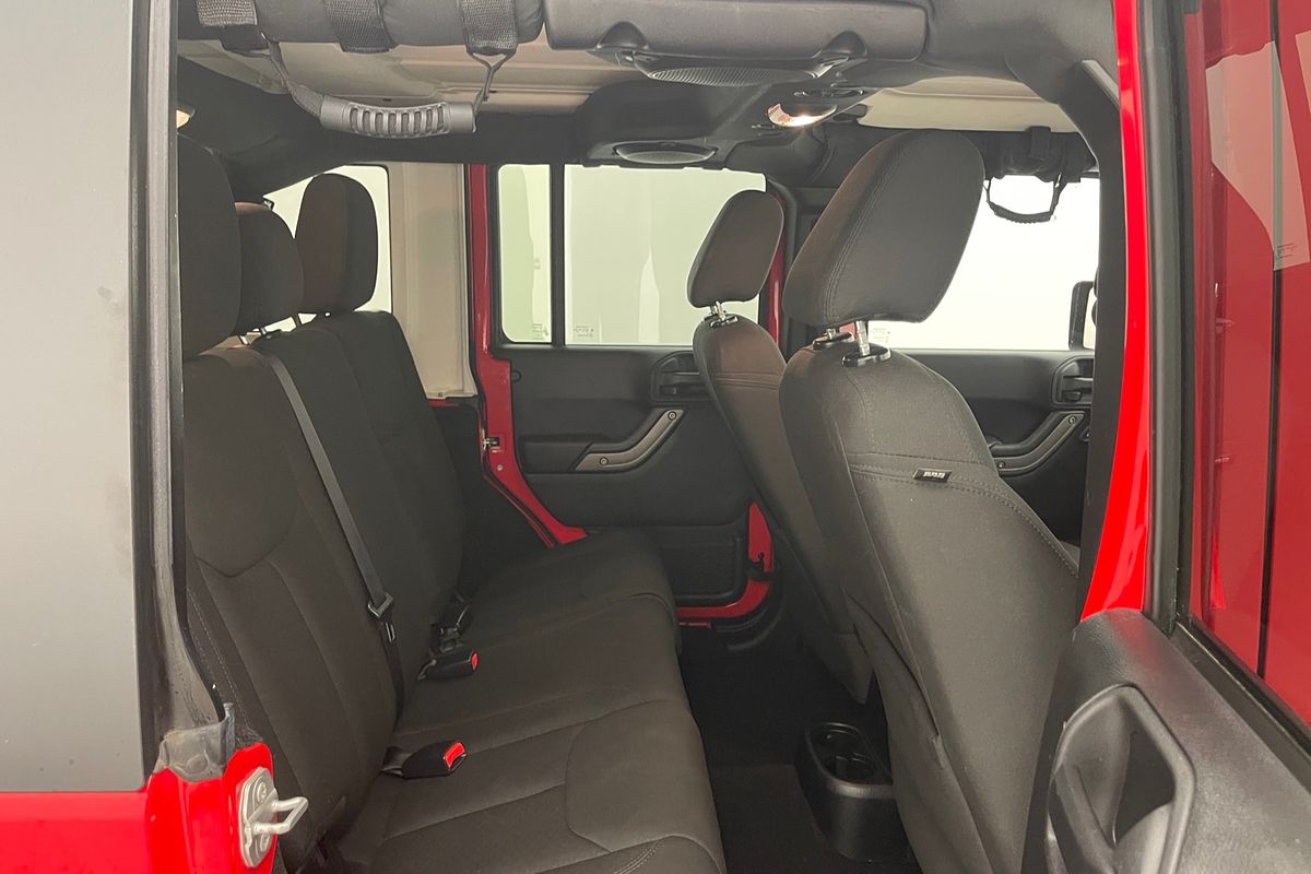 2016 Jeep Wrangler Unlimited Sport JK