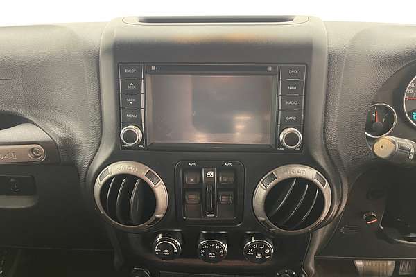 2016 Jeep Wrangler Unlimited Sport JK