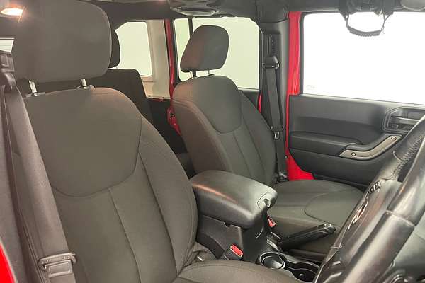 2016 Jeep Wrangler Unlimited Sport JK