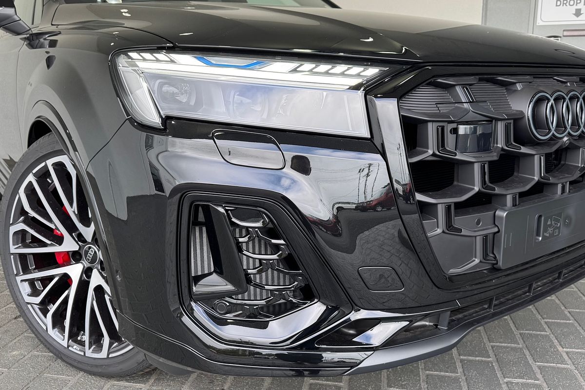 2025 Audi SQ7 TFSI 4M