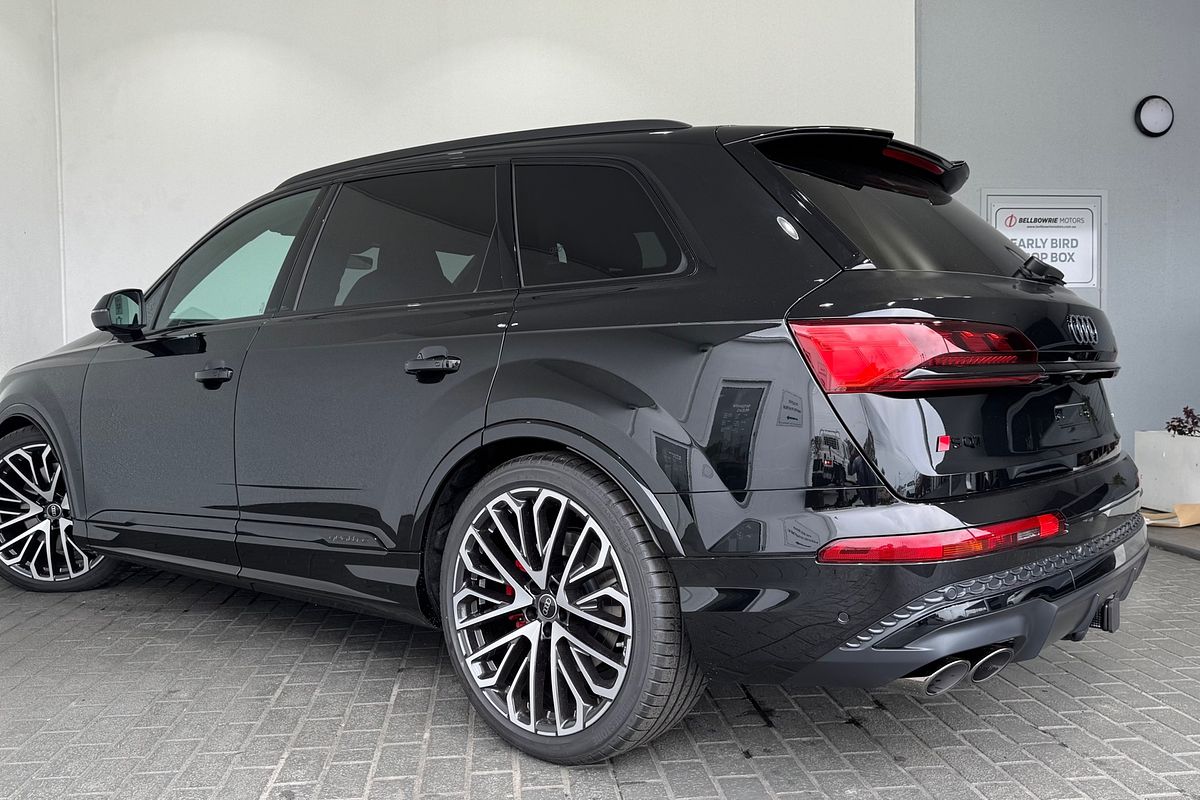 2025 Audi SQ7 TFSI 4M