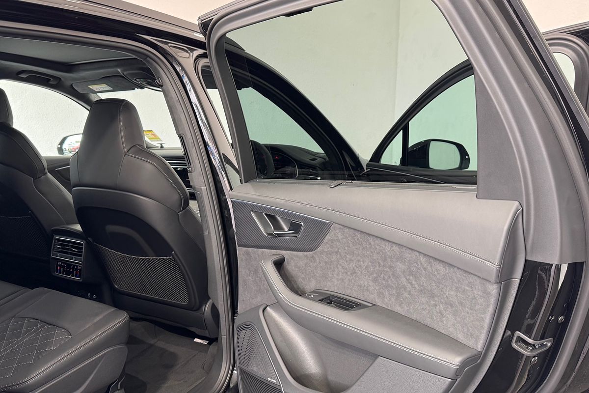 2025 Audi SQ7 TFSI 4M