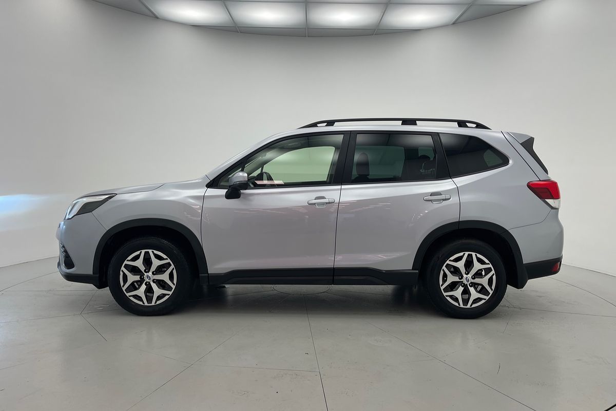 2023 Subaru Forester 2.5i 50 Years Edition S5