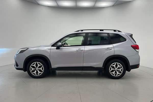 2023 Subaru Forester 2.5i 50 Years Edition S5