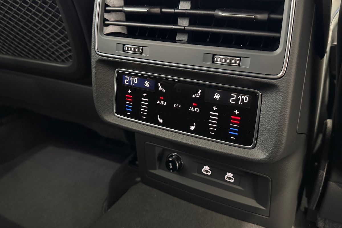 2025 Audi SQ7 TFSI 4M