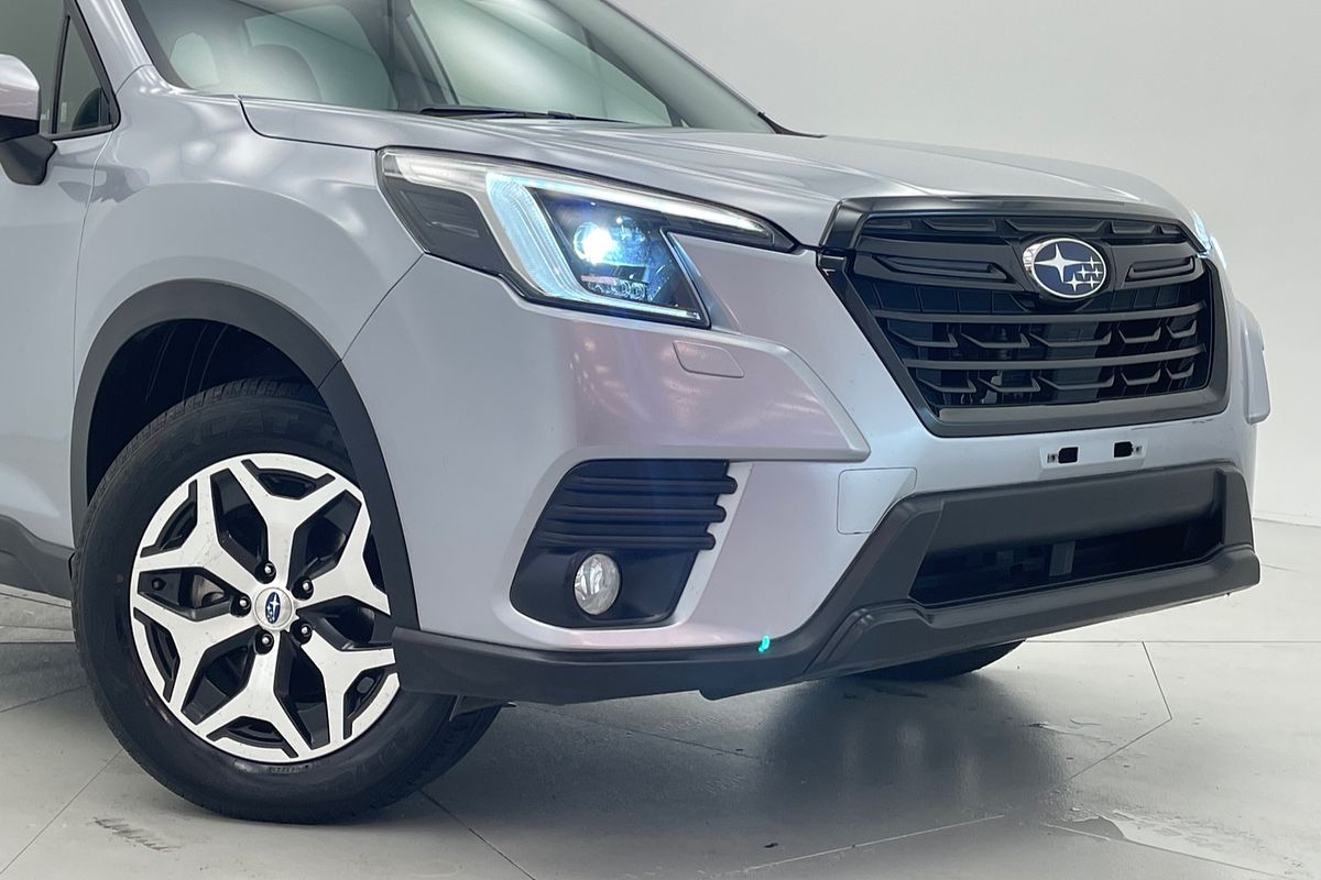 2023 Subaru Forester 2.5i 50 Years Edition S5