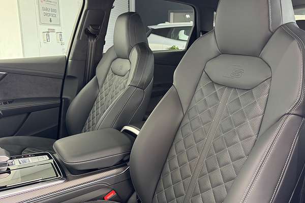 2025 Audi SQ7 TFSI 4M
