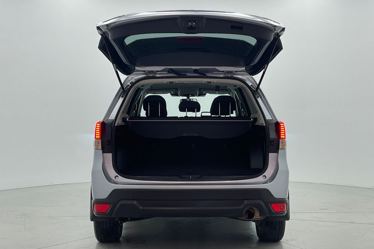 2023 Subaru Forester 2.5i 50 Years Edition S5