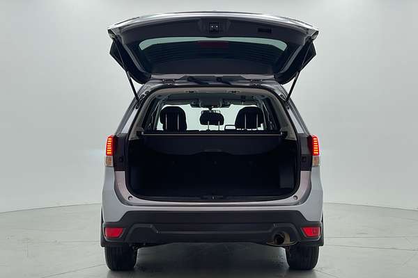 2023 Subaru Forester 2.5i 50 Years Edition S5