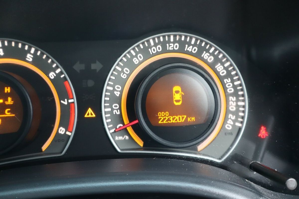 2010 Toyota Corolla Conquest ZRE152R