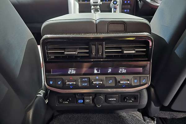2023 Toyota Landcruiser Sahara ZX FJA300R