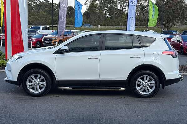 2017 Toyota RAV4 GX ASA44R