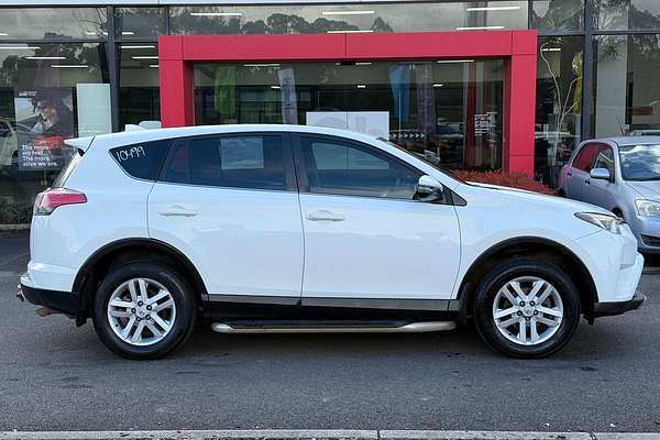 2017 Toyota RAV4 GX ASA44R
