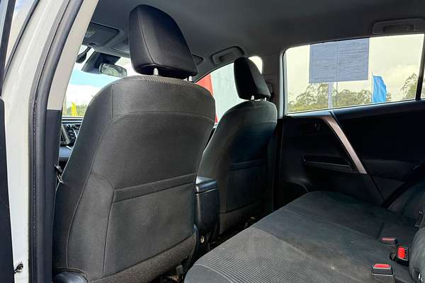 2017 Toyota RAV4 GX ASA44R