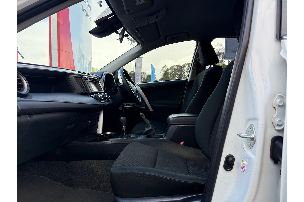 2017 Toyota RAV4 GX ASA44R
