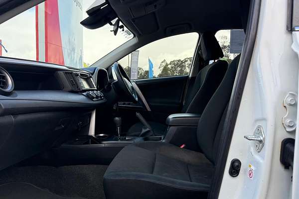 2017 Toyota RAV4 GX ASA44R