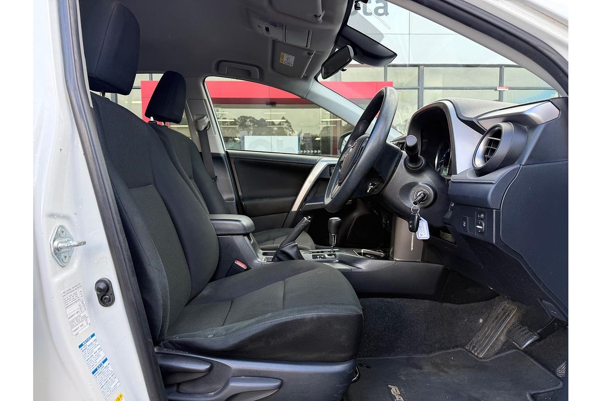 2017 Toyota RAV4 GX ASA44R