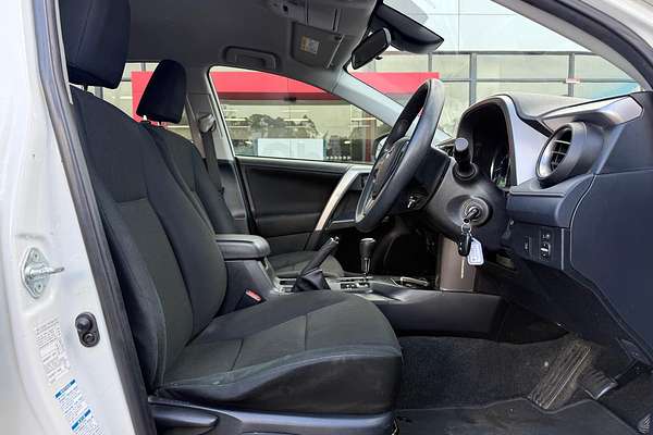 2017 Toyota RAV4 GX ASA44R
