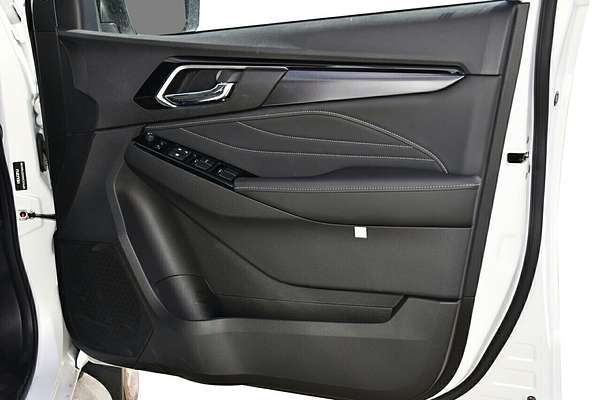 2025 Isuzu MU-X LS-T