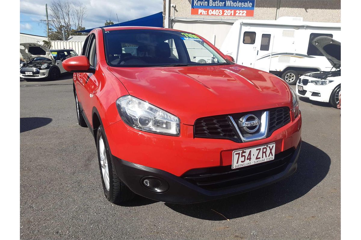 2013 Nissan Dualis ST J10 Series 4