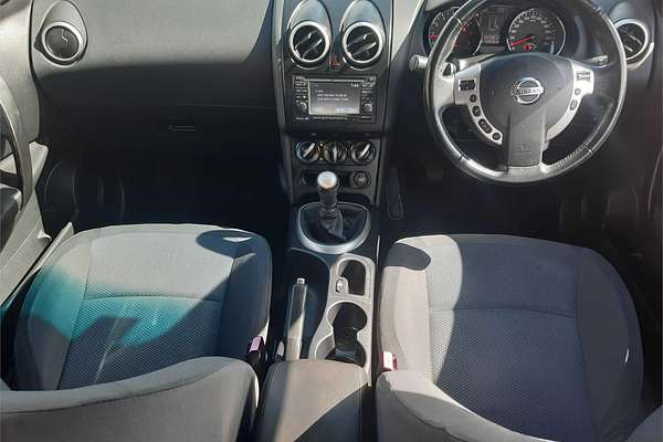 2013 Nissan Dualis ST J10 Series 4