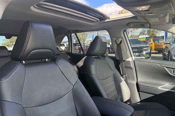 2022 Toyota RAV4 Cruiser AXAH54R