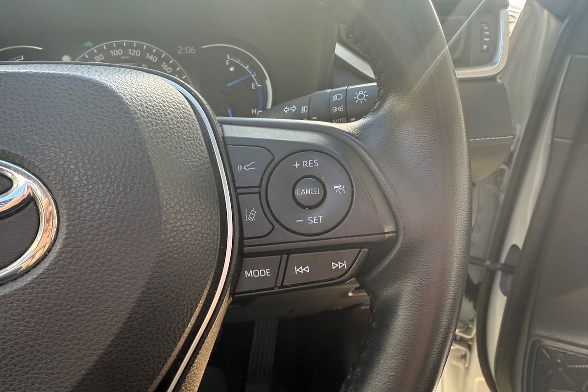 2022 Toyota RAV4 Cruiser AXAH54R