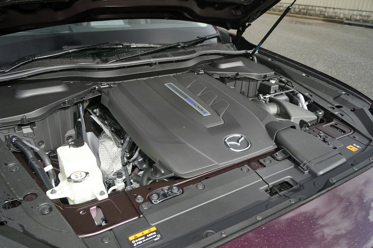 2024 Mazda CX-80 P50e Touring KL